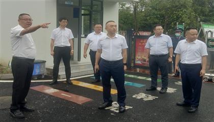 遂寧興業(yè)集團召開“問題大排查、作風(fēng)大整治、工作大提升”專項行動現(xiàn)場推進會
